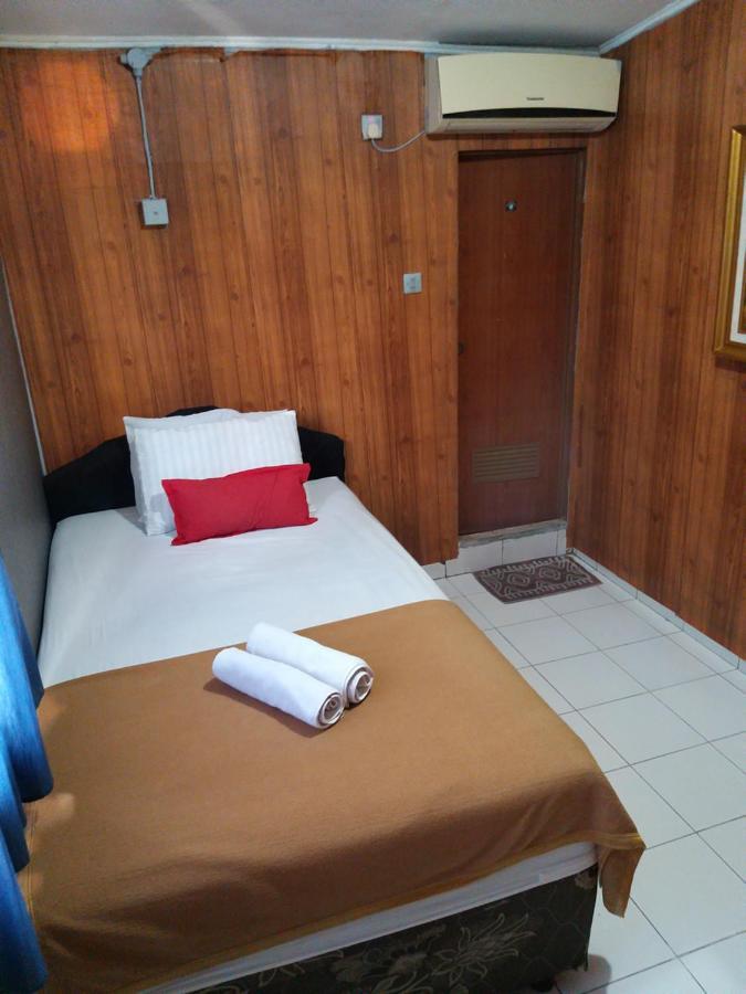 Venice Guest House Redpartner Jakarta Exterior foto